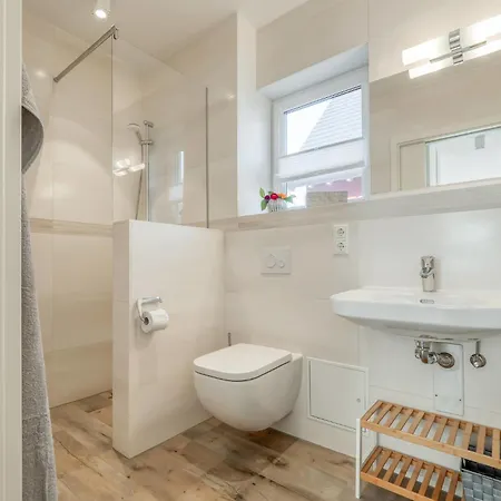 Haus Strandidyll - Strandmuschel * Zingst